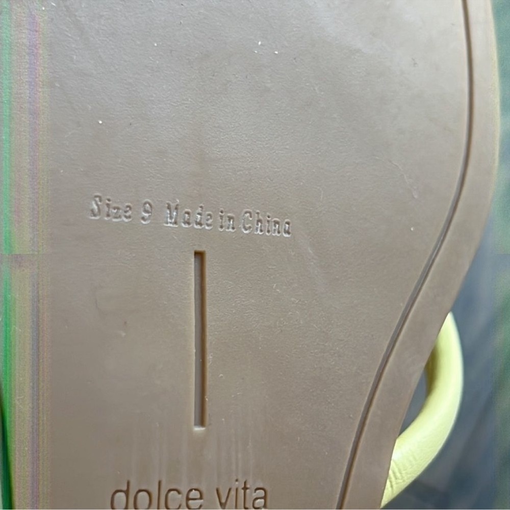 DOLCE VITA Leanna Strappy Slip On Sandal Butter Yellow Sz 9 NWOT - Picture 5 of 5
